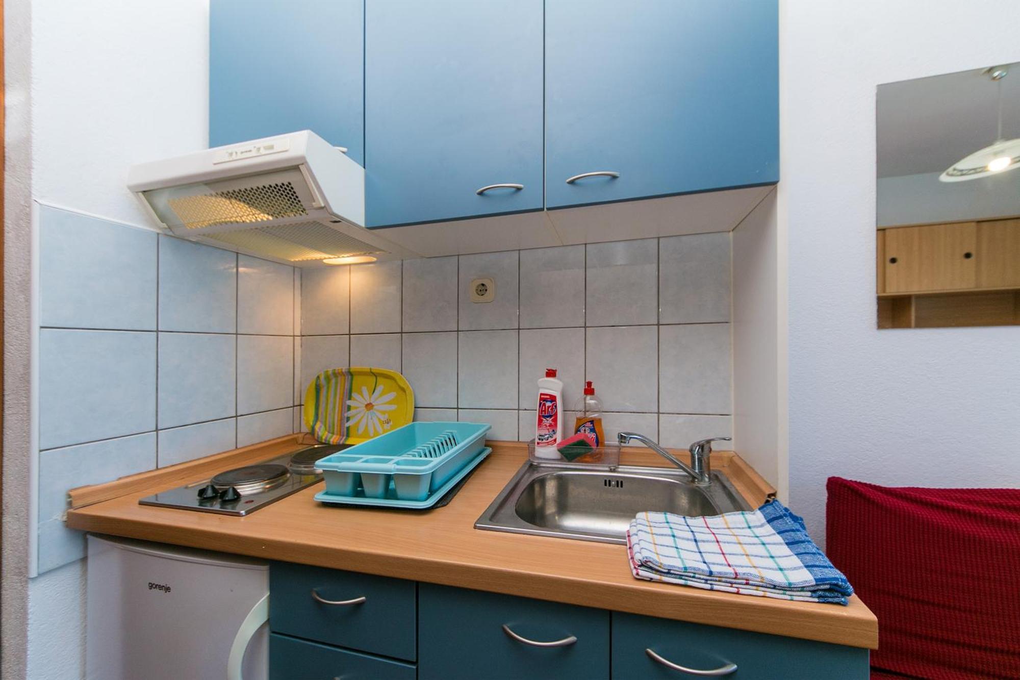 Apartments By The Sea Brist, Makarska - 15714 Podaca Room photo